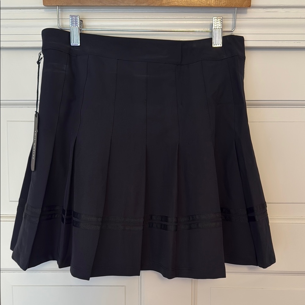 NWT Tail Active Pleated Black skirt - Picture 4 of 7
